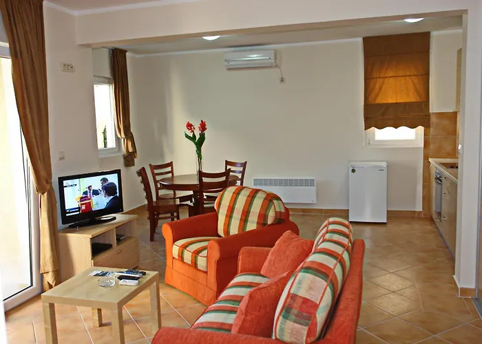 Villa Franeta Apartments